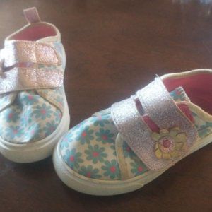 Toddler Girl Shoes Sz 10 Pink/Blue Flowers Swiggles Soft & Comfortable
